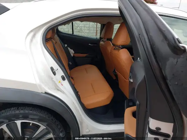 JTHU9JBH5K2013980 2019 LEXUS UX - Image 8