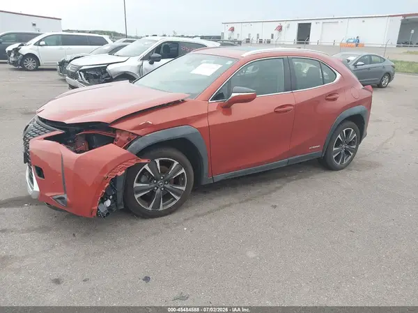 JTHU9JBH5K2017477 2019 LEXUS UX - Image 2
