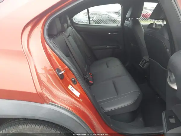 JTHU9JBH5K2017477 2019 LEXUS UX - Image 8
