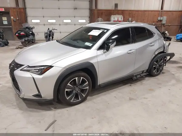 JTHU9JBH8K2001743 2019 LEXUS UX - Image 2
