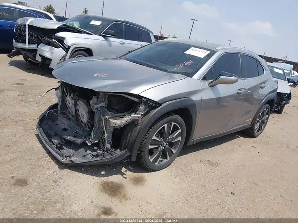 JTHU9JBH8K2002035 2019 LEXUS UX - Image 2