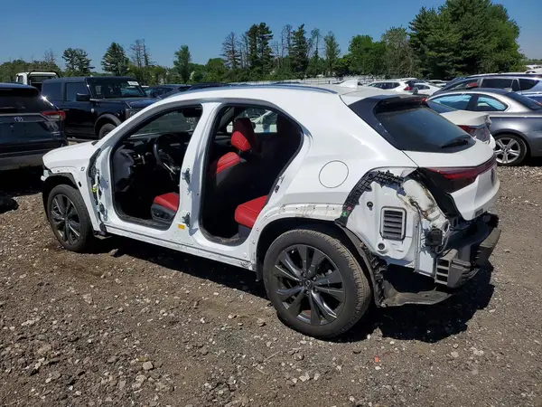 JTHU9JBH8K2018770 2019 LEXUS UX - Image 2