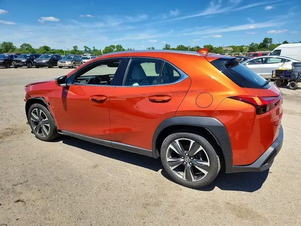JTHU9JBH9K2004036 2019 LEXUS UX - Image 2