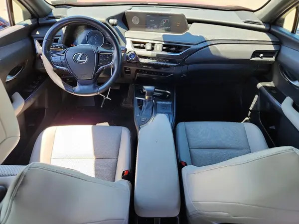 JTHU9JBH9K2004036 2019 LEXUS UX - Image 8