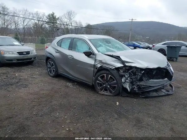 JTHU9JBH9K2008345 2019 LEXUS UX - Image 1