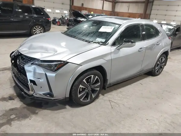 JTHUCJDH0S2000729 2025 LEXUS UX - Image 2