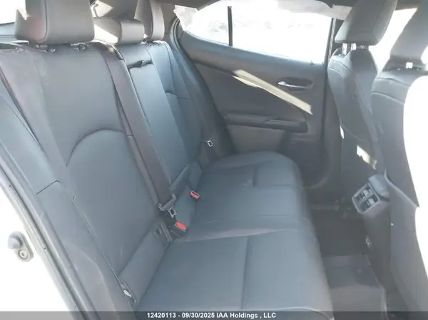 JTHUCJDH1S2005647 2025 LEXUS UX - Image 8