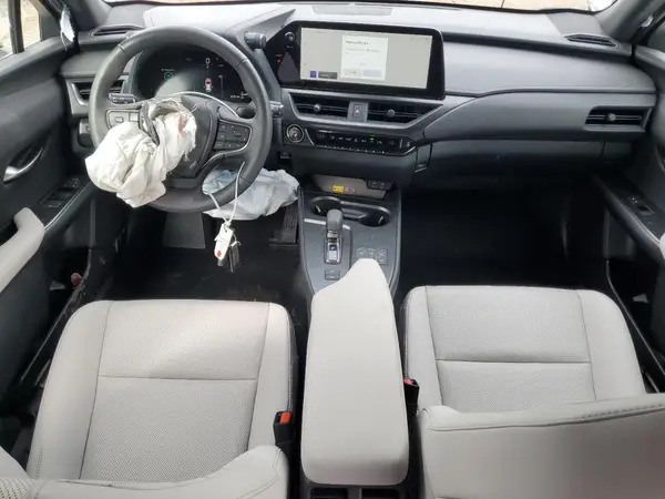 JTHUCJDH4S2010132 2025 LEXUS UX - Image 8