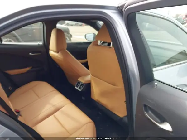 JTHUCJDH5S2004470 2025 LEXUS UX - Image 8