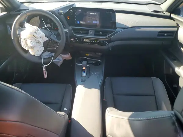 JTHUCJDH5S2012312 2025 LEXUS UX - Image 8