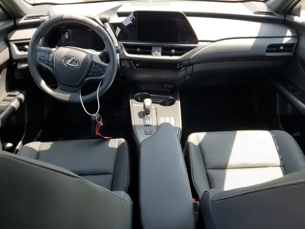 JTHUCJDH6S2003022 2025 LEXUS UX - Image 8