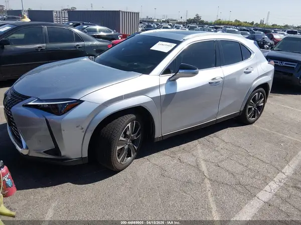 JTHUCJDH8T2015934 2026 LEXUS UX - Image 2