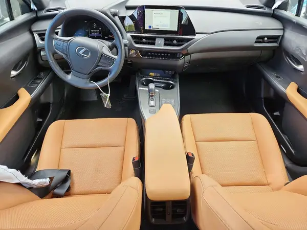 JTHUCJDH9S2001118 2025 LEXUS UX - Image 8