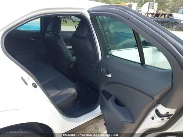 JTHUCJDH9S2002513 2025 LEXUS UX - Image 8