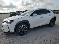 JTHX3JBH0L2023722 2020 LEXUS UX