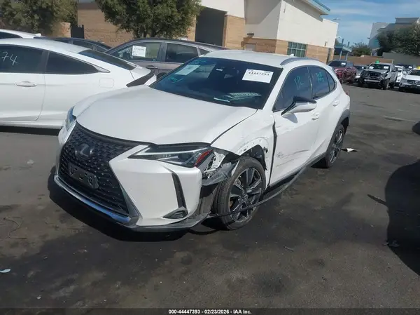 JTHX3JBH0L2030346 2020 LEXUS UX - Image 2