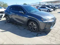 JTHX3JBH2N2046762 2022 LEXUS UX