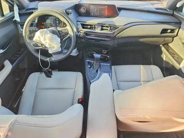 JTHX3JBH2N2053677 2022 LEXUS UX - Image 8