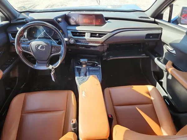 JTHX3JBH3M2037065 2021 LEXUS UX - Image 8