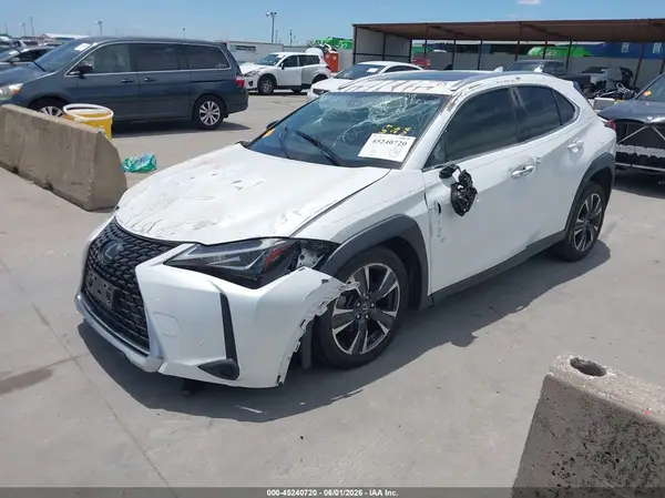 JTHX3JBH3N2046768 2022 LEXUS UX - Image 2