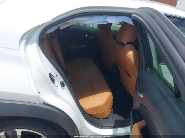 JTHX3JBH3N2046768 2022 LEXUS UX - Image 8