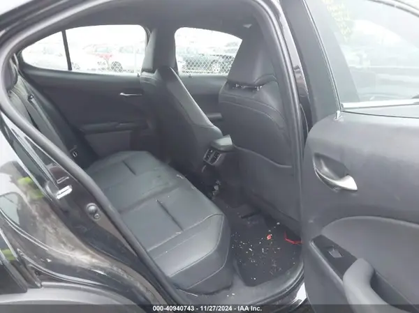 JTHX3JBH3N2056023 2022 LEXUS UX - Image 8