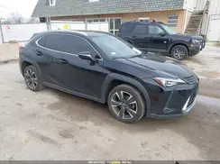 JTHX3JBH3N2056135 2022 LEXUS UX