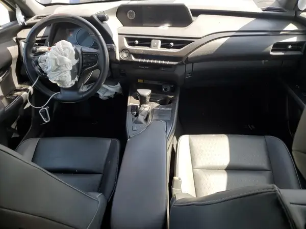 JTHX3JBH4M2039536 2021 LEXUS UX - Image 8