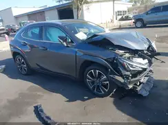 JTHX3JBH5N2045945 2022 LEXUS UX