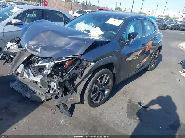 JTHX3JBH5N2045945 2022 LEXUS UX - Image 2