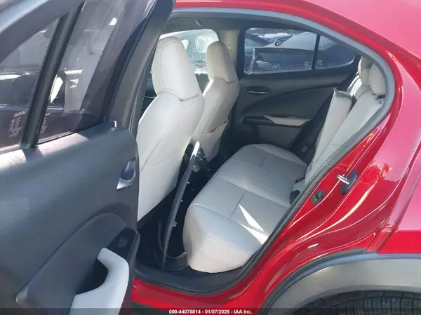 JTHX3JBH6L2022283 2020 LEXUS UX - Image 8