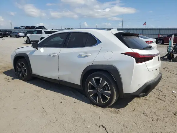 JTHX3JBH6M2041272 2021 LEXUS UX - Image 2