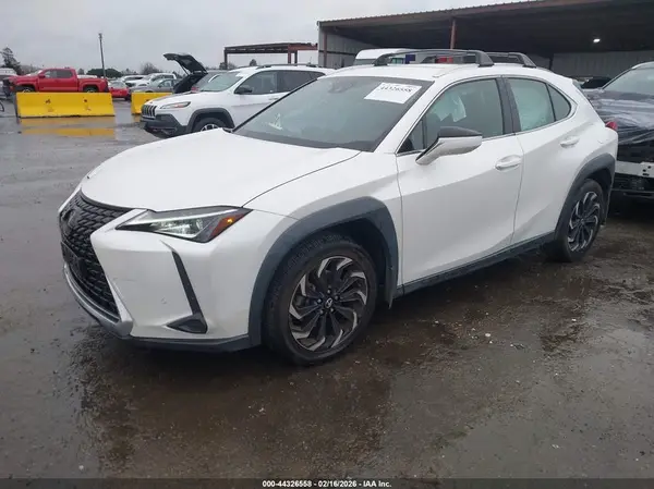 JTHX3JBH6N2056212 2022 LEXUS UX - Image 2