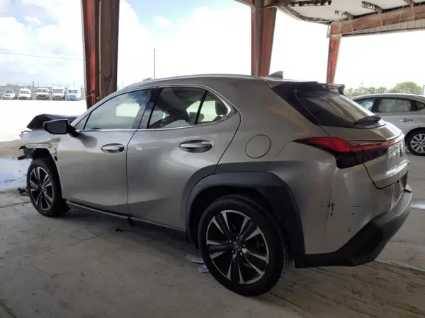 JTHX3JBH7L2022082 2020 LEXUS UX - Image 2