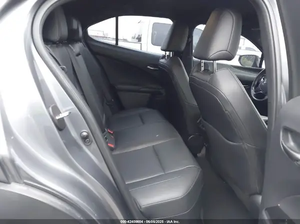 JTHX3JBH7L2026603 2020 LEXUS UX - Image 8
