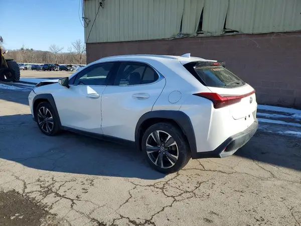 JTHX3JBH7M2032130 2021 LEXUS UX - Image 2