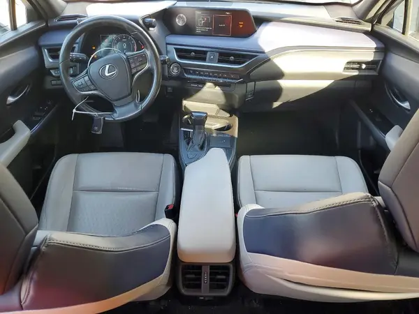 JTHX3JBH7M2032130 2021 LEXUS UX - Image 8