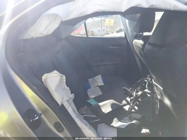 JTHX3JBH7M2039434 2021 LEXUS UX - Image 8