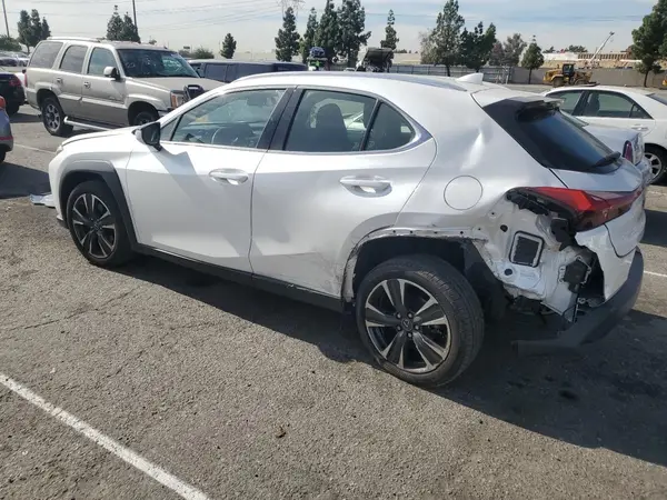 JTHX3JBH9L2022505 2020 LEXUS UX - Image 2