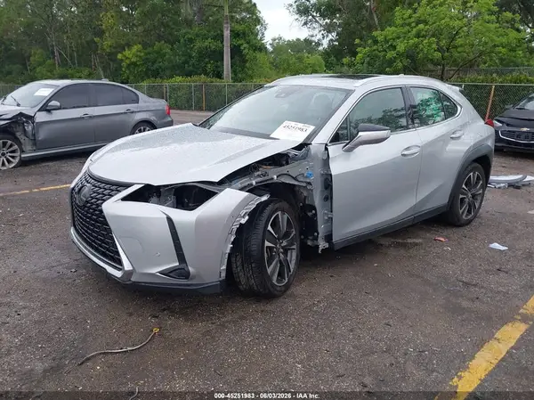 JTHX3JBH9L2029759 2020 LEXUS UX - Image 2