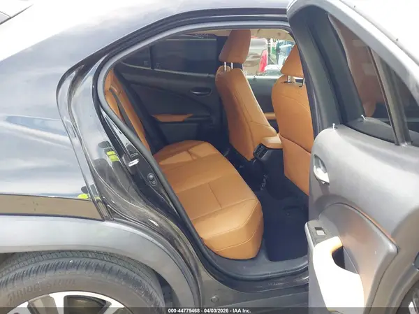 JTHX3JBH9M2033991 2021 LEXUS UX - Image 8