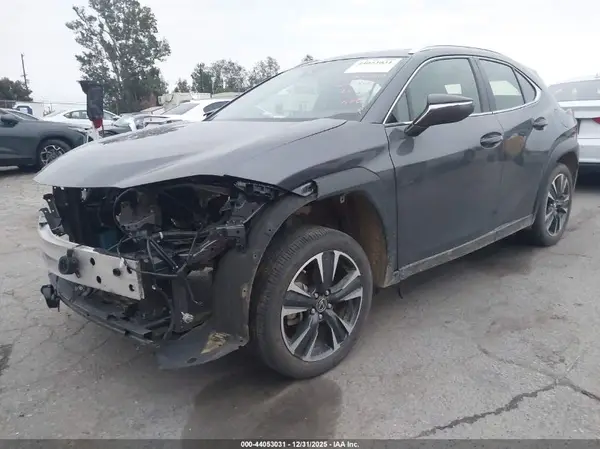 JTHX6JBH0R2174723 2024 LEXUS UX - Image 2