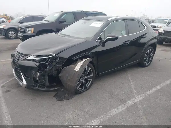JTHX6JBH4P2142029 2023 LEXUS UX - Image 2