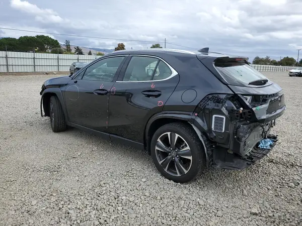 JTHX6JBH4P2158490 2023 LEXUS UX - Image 2