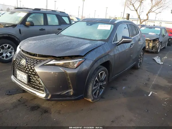 JTHX6JBH5R2168271 2024 LEXUS UX - Image 2