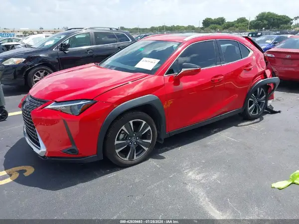 JTHX6JBH5R2192358 2024 LEXUS UX - Image 2