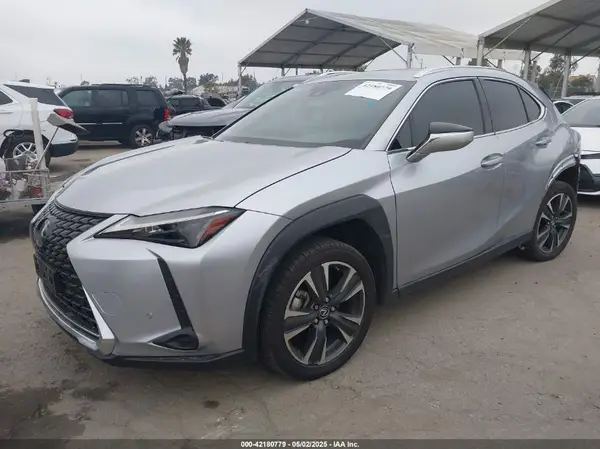 JTHX6JBH6P2143926 2023 LEXUS UX - Image 2