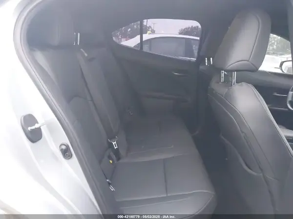 JTHX6JBH6P2143926 2023 LEXUS UX - Image 8