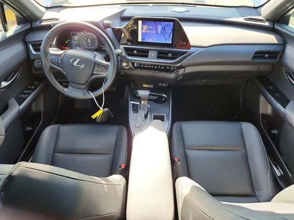 JTHX6JBH9P2132340 2023 LEXUS UX - Image 8
