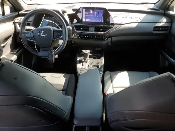 JTHX6JBHXP2144495 2023 LEXUS UX - Image 8